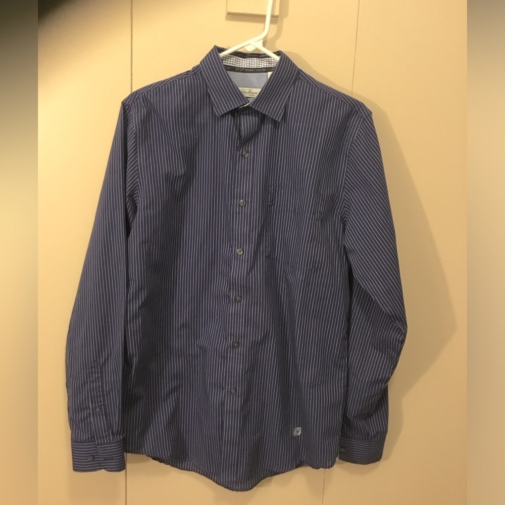 Men’s Van Heusen Originals Classic Fit White Pinstripes on Navy LS Dress Shirt S
